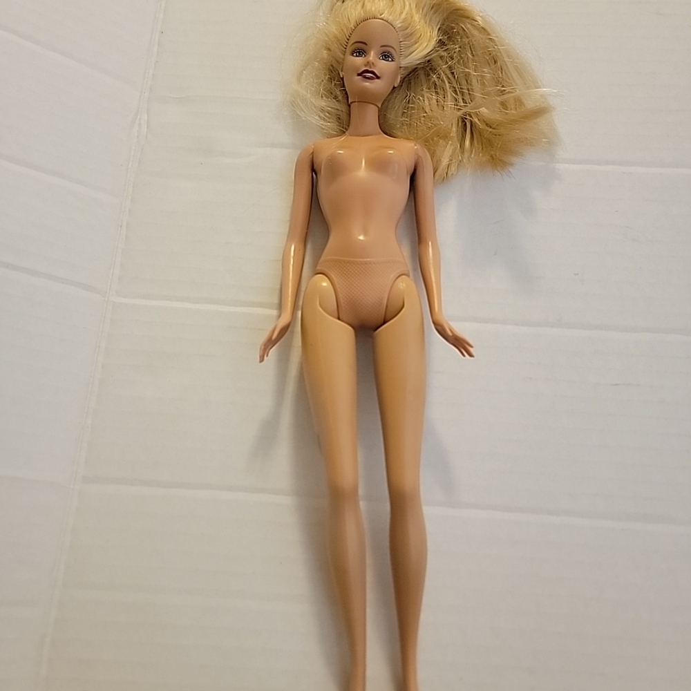 Vintage 1999 Mattel Blonde Hair Brown Eyes Barbie Doll